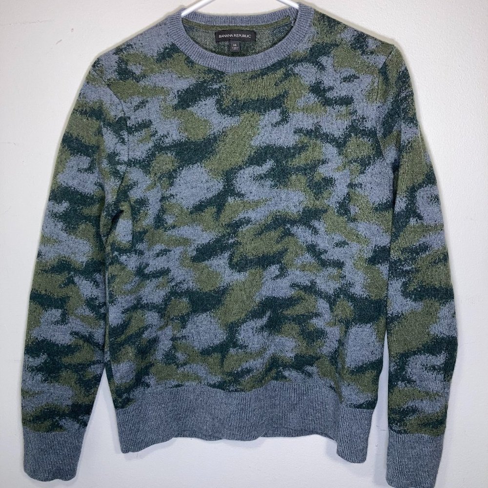 Banana Republic wool sweater camo (M)